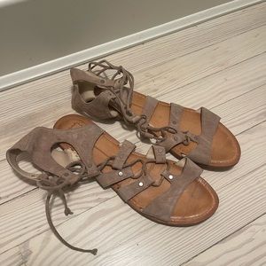 Dolce Vita Gracelyn Lace Up Gladiator Sandals, Beige, Size 10